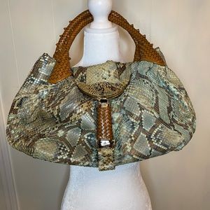 NEVER WORN FENDI SPY BAG SPECIAL PYTHON EDITION
